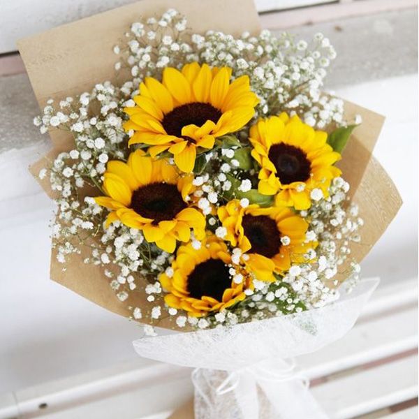 17_1 5 Stem Sunflower Bouquet | Online Bouquet Delivery in India | Order Now at JF
