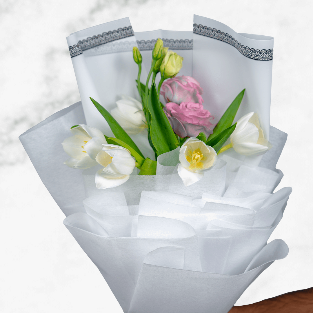 Graceful Tulips (3) Graceful Tulips | Online tulip flower delivery | Order now JuneFlowers