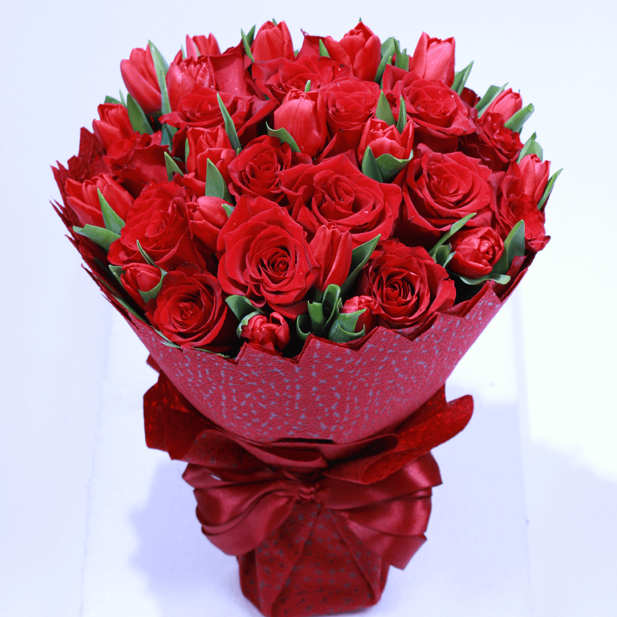 Romantic Arrangement %title% %page% | Exotic valentine flowers delivery | Order now %sitename%