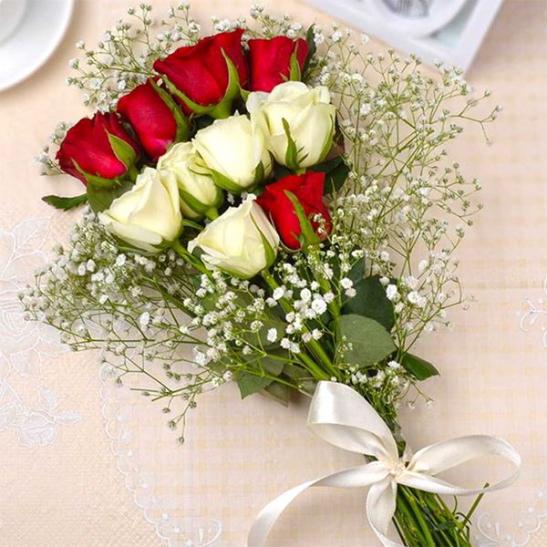 hand_bunch Simple and Beautiful - send Flowers Delivery | JuneFlowers.com