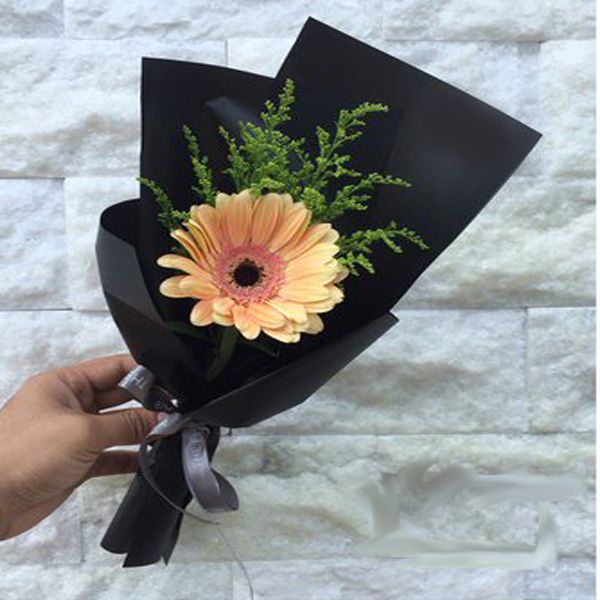 website1 Send a Black Smile: Gerbera Bouquets Delivered | June Flowers.in