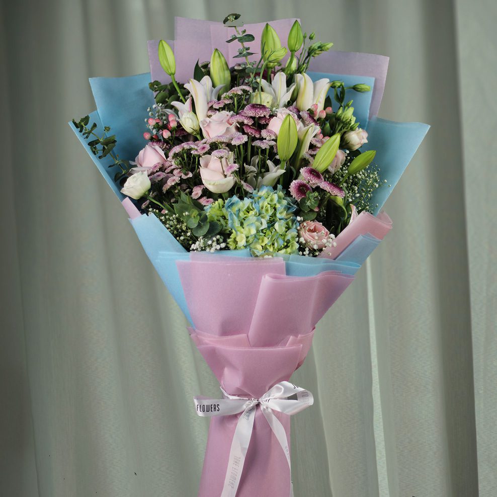 Exquisite Mixed Bouquet Exquisite Mix Flower Bouquet - send flowers online to Bangalore - order Now at June Flower