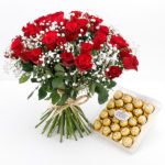 Bouquet of 25 Red Roses with Ferrero Rocher